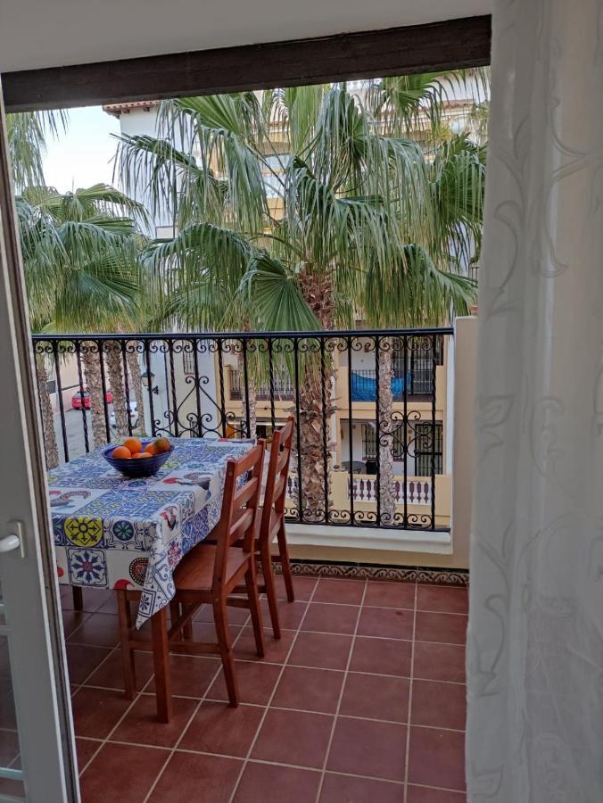 Aldea Del Mar Apartment ตอร์เรเวียคา ภายนอก รูปภาพ