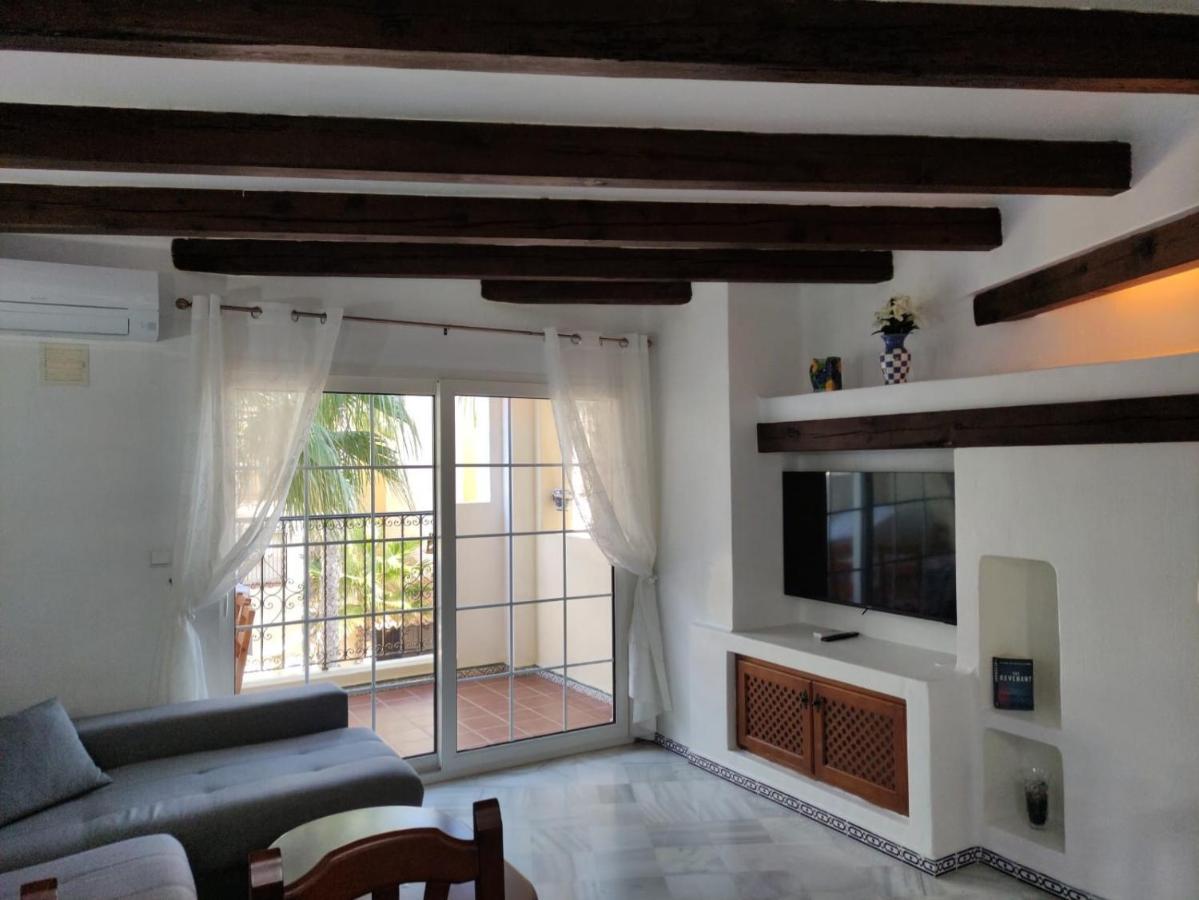 Aldea Del Mar Apartment ตอร์เรเวียคา ภายนอก รูปภาพ